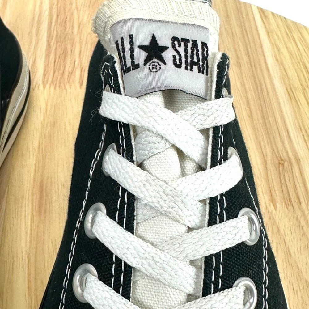 Converse Chuck Taylor Low Canvas Trainers  Size  M 7.5  W 8.5   1J798 - Picture 10 of 11